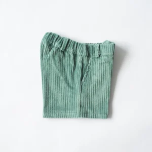 Pantalón super corto pana verde liquen