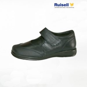 Zapato chica. Con refuerzo en la puntera. Fabricados en Villena (Alicante)
